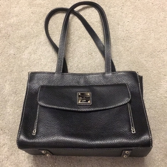Dooney & Bourke Handbags - Dooney & Bourke • black pebbled leather• 8.5x12